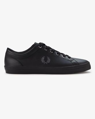 Fred Perry Baseline Trainers in Zwart