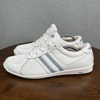 New Balance Womens Everlight Casual Walking Shoes In White
