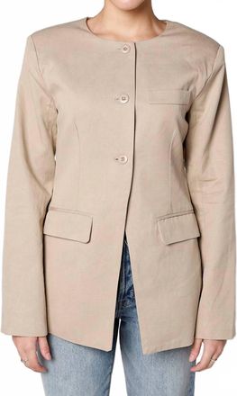 Moon River Coffee Run Blazer In Light Brown