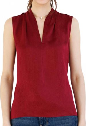 Go Silk Go To Shell Silk Top In Burgundy