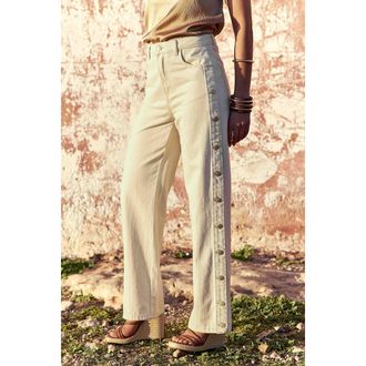 La petite &eacute;toile Rechte jeans met knopen opzij, ZEPHYRI