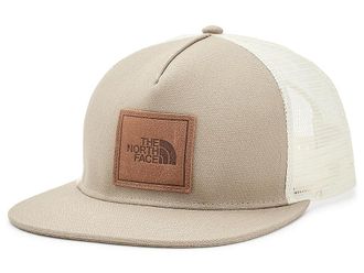 The North Face Half Dome Trucker Traditional Hats Dune Beige/Leather Patch, Canvas/Cotton/Leather