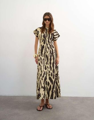 Topshop Vestito lungo strutturato in twill di cotone con spalle scese e stampa animalier monocromatica-Multi