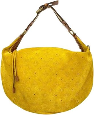 Louis Vuitton Pre-owned Shoulder Bags, female, Yellow, Size: ONE SIZE Pre-owned Vintage Suede Shoulder Bag