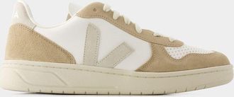 Veja V-10 Sneakers - Veja - Leer - Saharawit