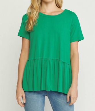 Entro Short Sleeve Tiered Top In Green
