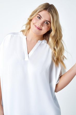 Roman Linen Look V-Neck Longline Top