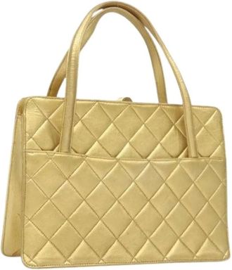 Chanel Pre-owned Handbags, female, Yellow, Size: ONE SIZE Pre-owned Vintage Handbag