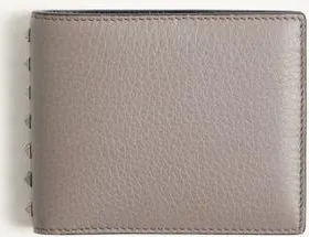 Valentino Garavani Valentino Garavani Rockstud Wallet in grainy calfskin
