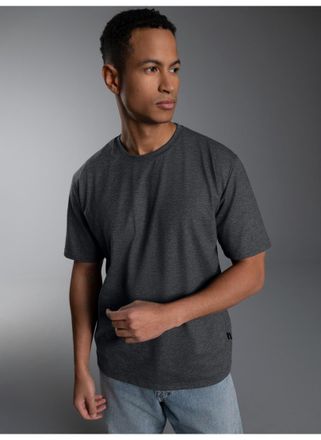 Trigema T-Shirt TRIGEMA TRIGEMA T-Shirt DELUXE Baumwolle, Herren, Gr. M, grau (anthrazit, melange), Single Jersey, 100% Baumwolle, Basic, lang, Rundhals, Shir