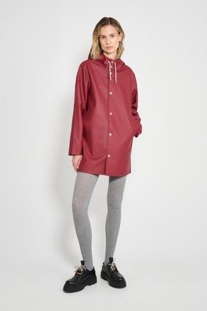 Stutterheim Stockholm Long Sleeve Hooded Raincoat in Burgundy at Nordstrom, Size X-Large