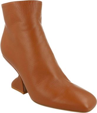 Ferragamo Sal 85 Leather Bootie