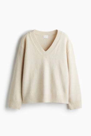 H&M Oversize-Pullover mit V-Ausschnitt - Hellbeige