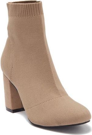 Mia Erika Stretch Bootie in Dark Sand at Nordstrom Rack, Size 6.5