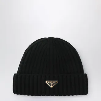 Prada Berretto nero in lana con triangolo logo