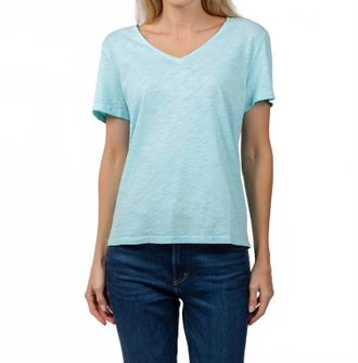 Elliott Lauren Short Sleeve V-Neck Tee In Island