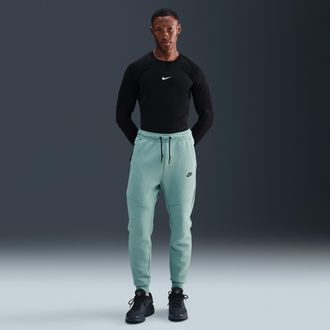 Nike Mens Tech Fleece Jogger Pants in Green | HV0959-017