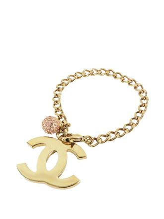 Chanel Bracciale con ciondolo CC placcato oro con strass 2002