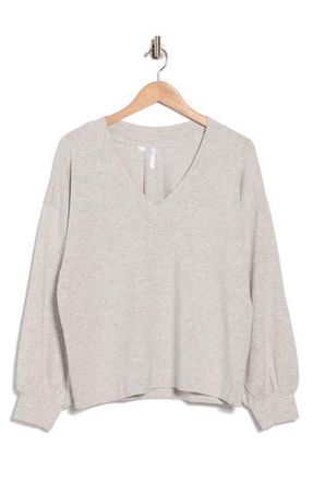 Travis Mathew VIP Treatment Long Sleeve T-Shirt in Heather Light Grey at Nordstrom Rack, Size Medium