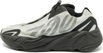 Yeezy by Kanye West Sneakers Boost 700 - Bianco