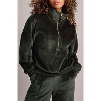 Rhone Plush Half Zip Pullover in Dark Moss at Nordstrom, Size Large