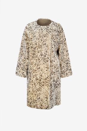 Toteme Langer Schafsfell-Mantel mit Rundkragen Stracciatella