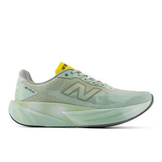 New Balance Hombre FuelCell Rebel v5 en Verde/Naranja, Talla 44.5