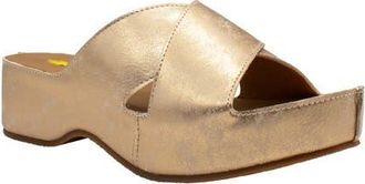 Volatile Edith Platform Sandal in Gold at Nordstrom, Size 10