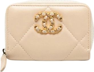 Chanel Pre-owned Wallets, female, Beige, Size: ONE SIZE Pre-owned Leather Wallet