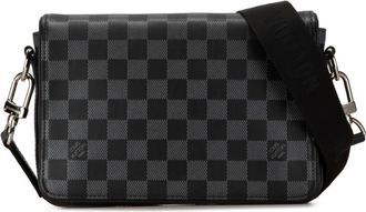 Louis Vuitton Black Pvc Leather Shoulder Bag (Pre-Owned)