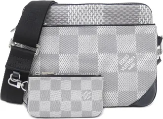 Louis Vuitton Gray Coated Canvas Shoulder Bag (Pre-Owned)