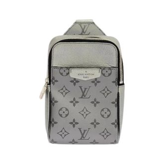 Louis Vuitton Pre-owned Taigarama Schoudertas - Dames - Pre-owned - Grijs - Maat: ONE Size Leer