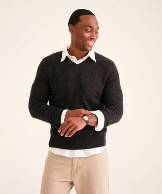 Naadam The Original Cashmere V-Neck Sweater in Smoke at Nordstrom, Size Xx-Large