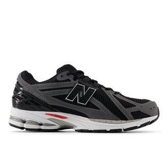 New Balance Mens 1906R in Black/Red/Grey Synthetic, size 7.5