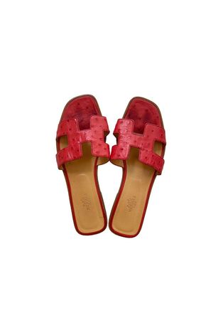 Hermès Red Ostrich Leather Oran Sandals Size 38.5