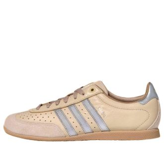 adidas (WMNS) adidas Changle Sand Strata Silver Metallic Warm Sandstone KJ3961