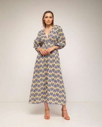 Tantra Geprinte jurk met elastische taille, V-hals en V-rug en vetersluiting
