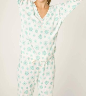 PJ Salvage Snowflake Wishes Long Sleeve Top - Plus In Ivory