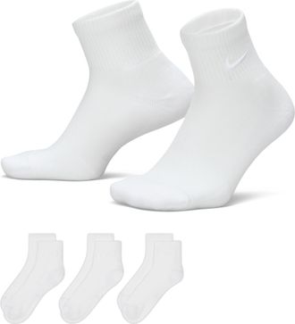 Nike Unisex Everyday Elevated Ankle Socks (3 Pairs) in Multicolor | IH8607-906