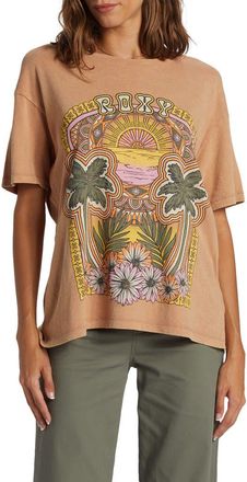 Roxy Morockin Graphic T-Shirt in Camel at Nordstrom Rack, Size Medium