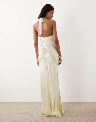 SNDYS Vestito lungo in raso color limone allacciato al collo con pizzo a contrasto-Giallo