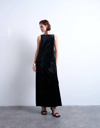 Topshop Vestito lungo accollato aperto sul retro in velluto nero
