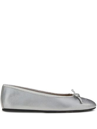 Ferragamo logo-embroidered leather ballerina flats - Silver
