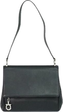 Ferragamo Pre-owned Shoulder Bags, female, Black, Size: ONE SIZE Pre-owned Gancini shoulder bag