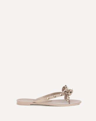 Valentino Garavani Sandali infradito Rockstud in gomma Woman 36