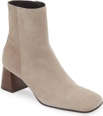 Chocolat Blu Womens Zoan Boots In Taupe