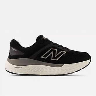 New Balance Womens Fresh Foam X 1540V4 Sneakers In Black White