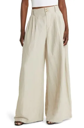 Madewell Pleated Super Wide Leg Pants in Natural Undyed at Nordstrom, Size 2