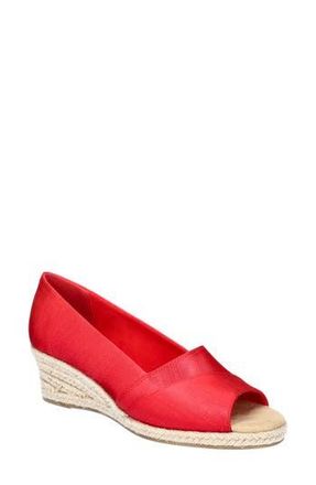 Easy Street Jasper Espadrille Wedge Pump in Red Thai Silk at Nordstrom Rack, Size 7.5