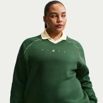 Nike Womens Nike Sportswear Phoenix Fleece Oversized Graphic Polo Top (Plus Size) in Green | IO6954-323